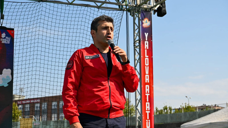 Selçuk Bayraktar Yalova'da Drone Yarışması Finaline Katıldı