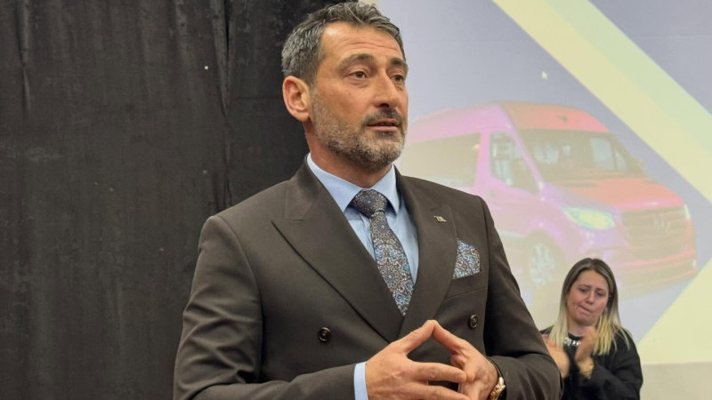 Minibüsçüler Odasında Erhan Baş Güven Tazeledi