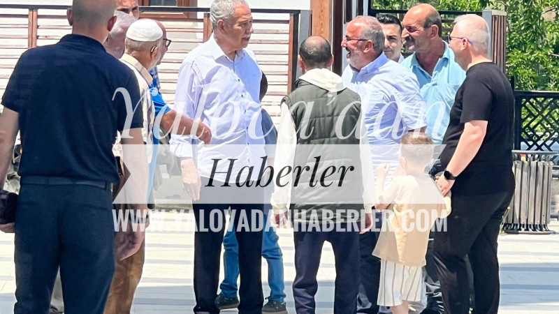 Bülent Arınç Bayramı Yalova'da Geçirdi