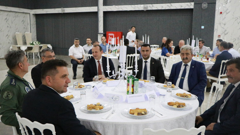 Çiftlikköy’de Bayramlaşma Töreni Yapıldı