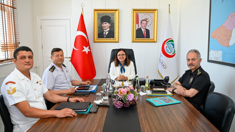 Yalova'da Asayiş ve Güvenlik Değerlendirme Toplantısı Canlı Yayınla Gerçekleştirildi