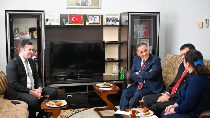 Vali Usta'dan Şehit Yakınları ve Gazilere Anlamlı Ziyaret