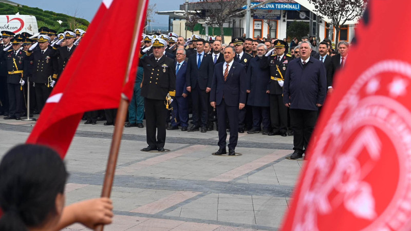 Cumhuriyetin 103. Yıldönümü Kutlamaları Çelenk Sunma Töreniyle Başladı